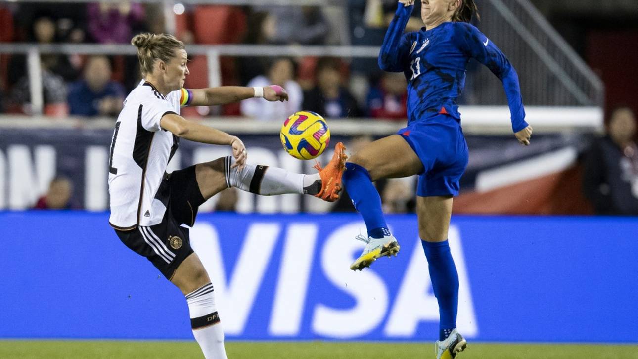 DFB-Team Platz 1 ganz nahe