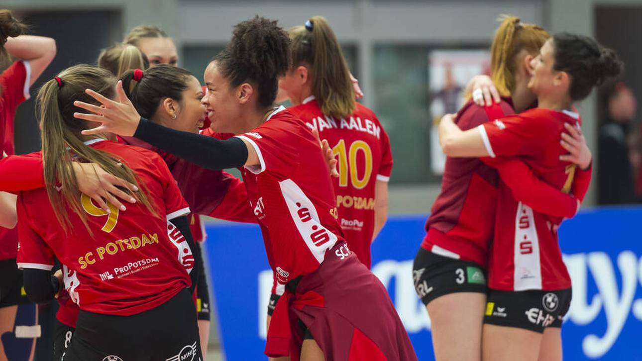 Epischer Satz! Titelverteidiger raus