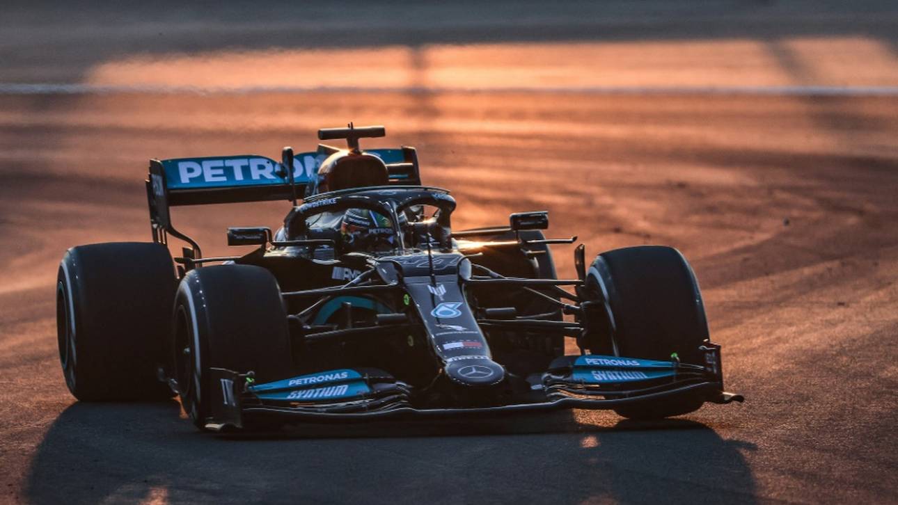 Formel 1: Hamilton in Saudi-Arabien auf der Pole Position – Verstappen crasht