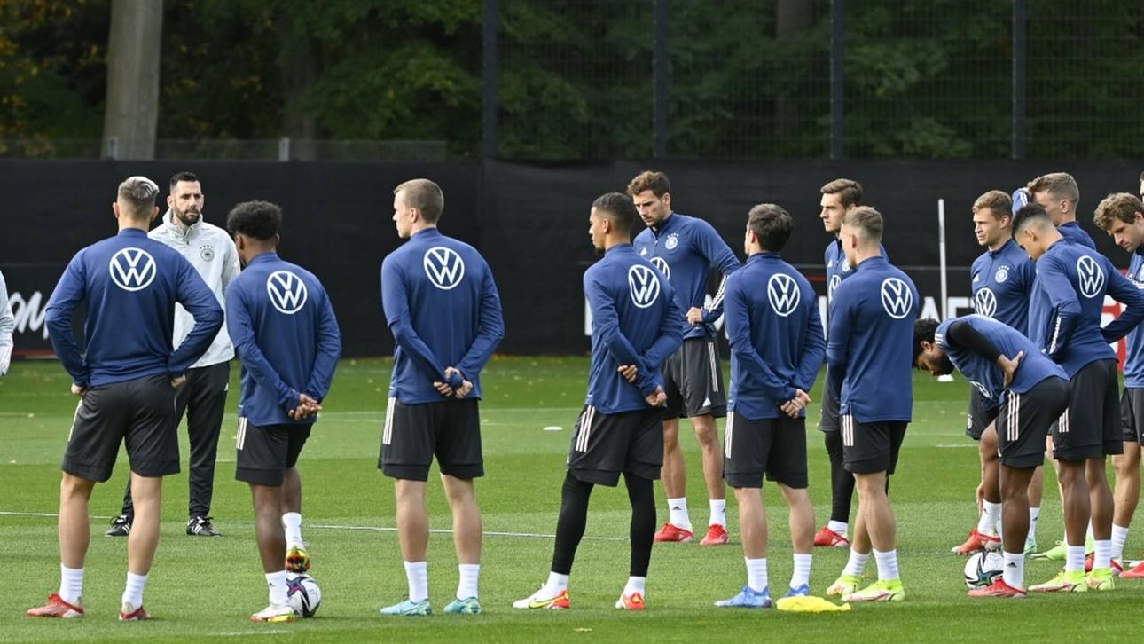 Premiere: Erste Frau pfeift Spiel der DFB-Männer