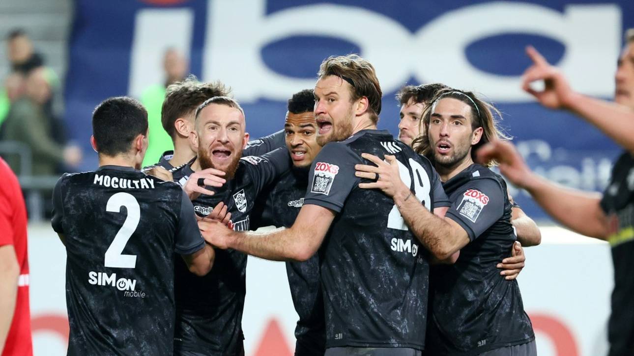 Halle verpasst Befreiungsschlag