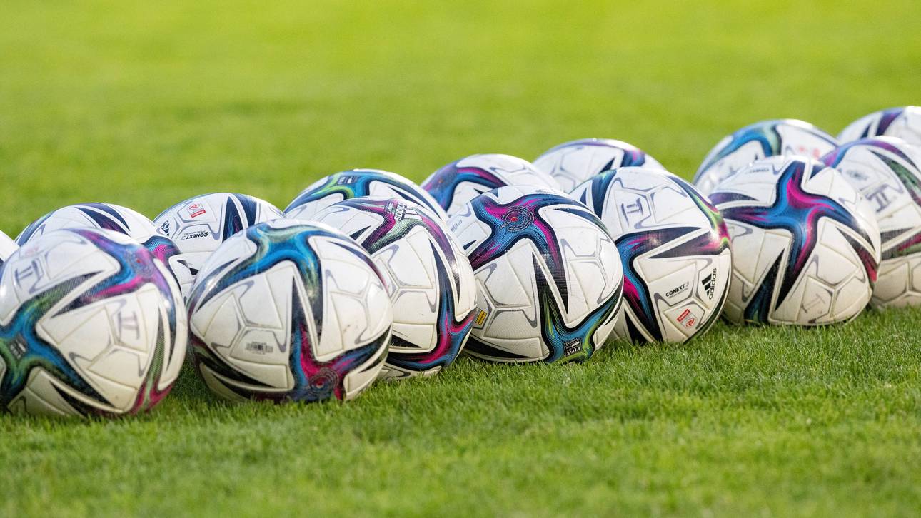 Zweitligist präsentiert Designer-Trikots