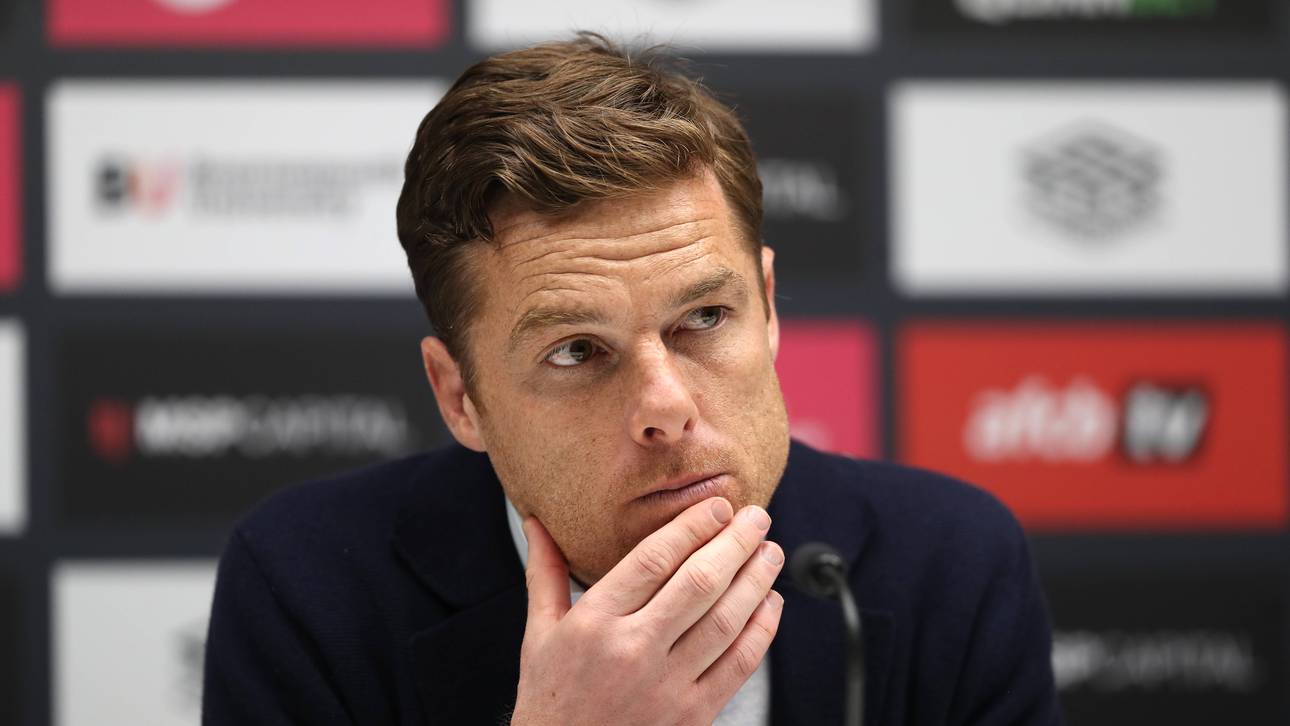 Scott Parker stand seit Sommer 2021 bei Bournemouth an der Seitenlinie