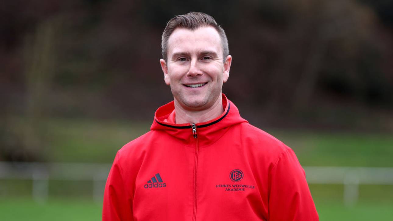 Effenberg holt neuen Cheftrainer