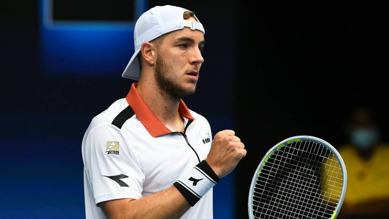 Struff folgt Hanfmann ins Achtelfinale