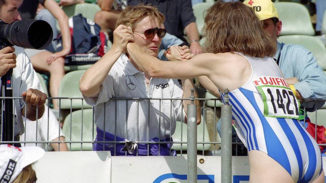 Trainerin Gertrud Schäfer und Sabine Braun (beide Deutschland) im Jahr 1997