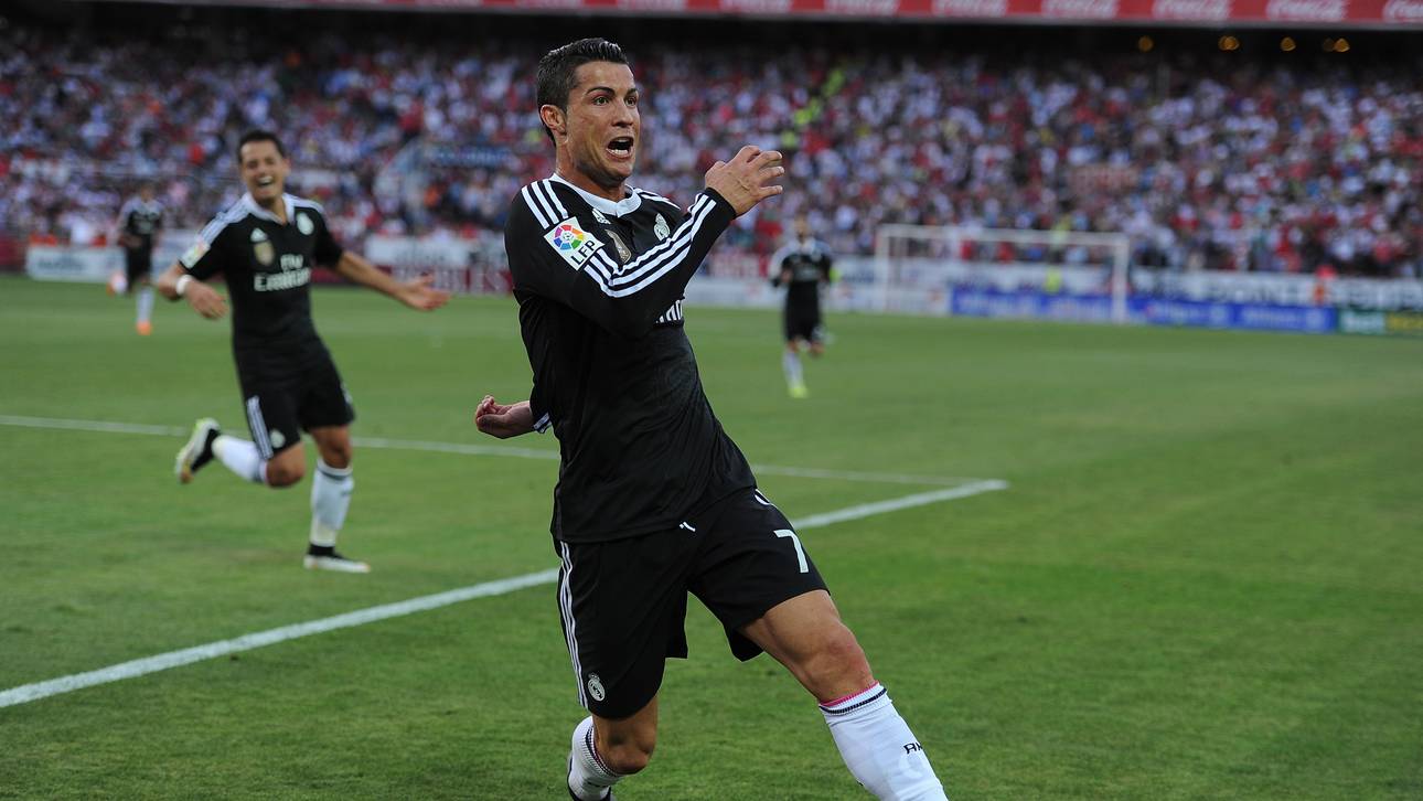 Sevilla FC v Real Madrid CF - La Liga