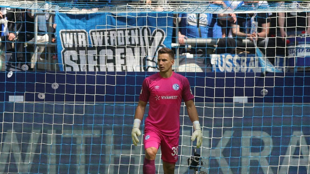 Bielefeld holt Schalke-Torhüter