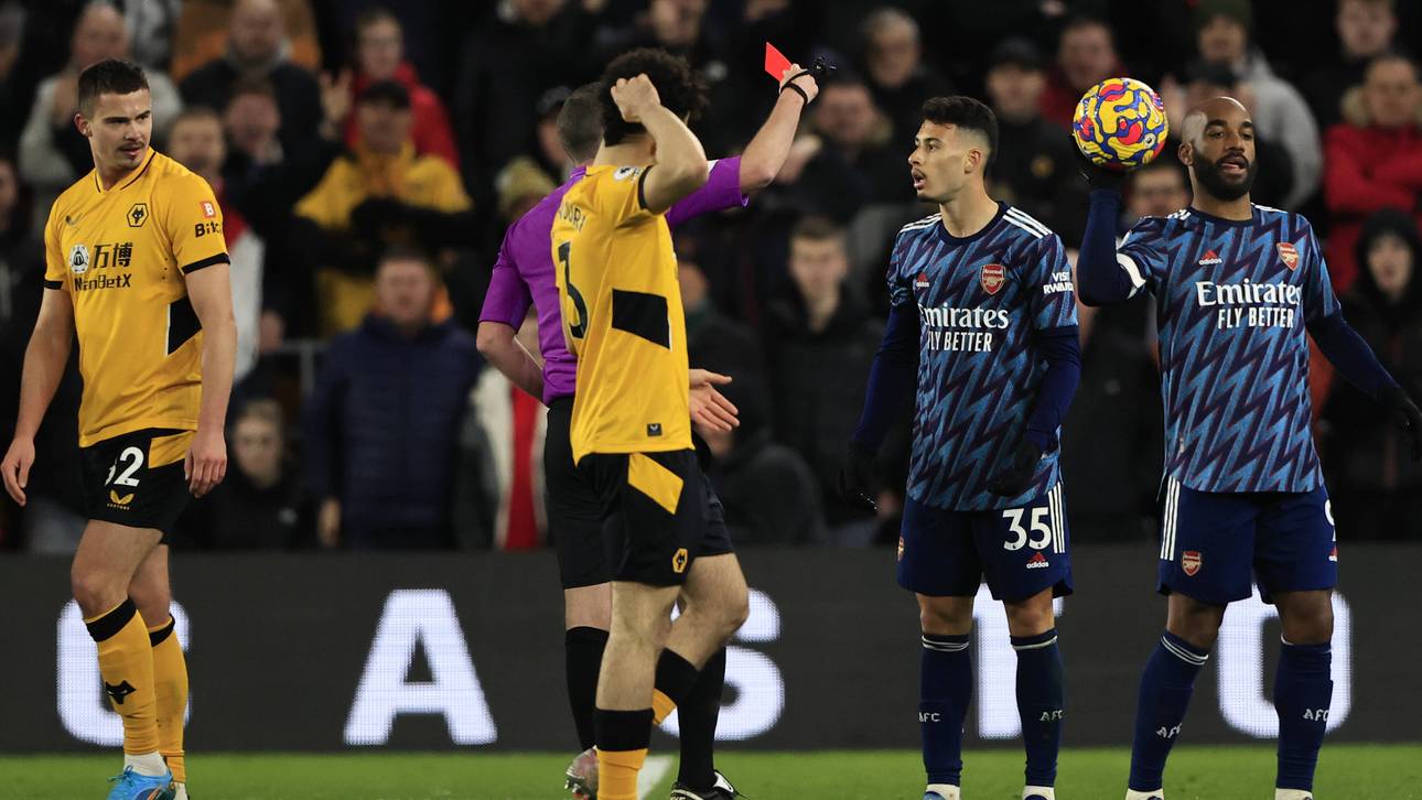 Irrer Platzverweis für Arsenal-Star