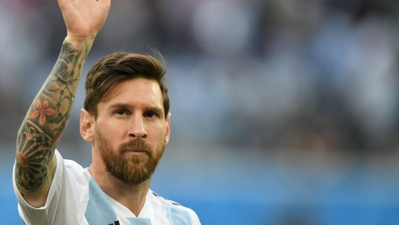 Messi und Buffon ehren Maradona