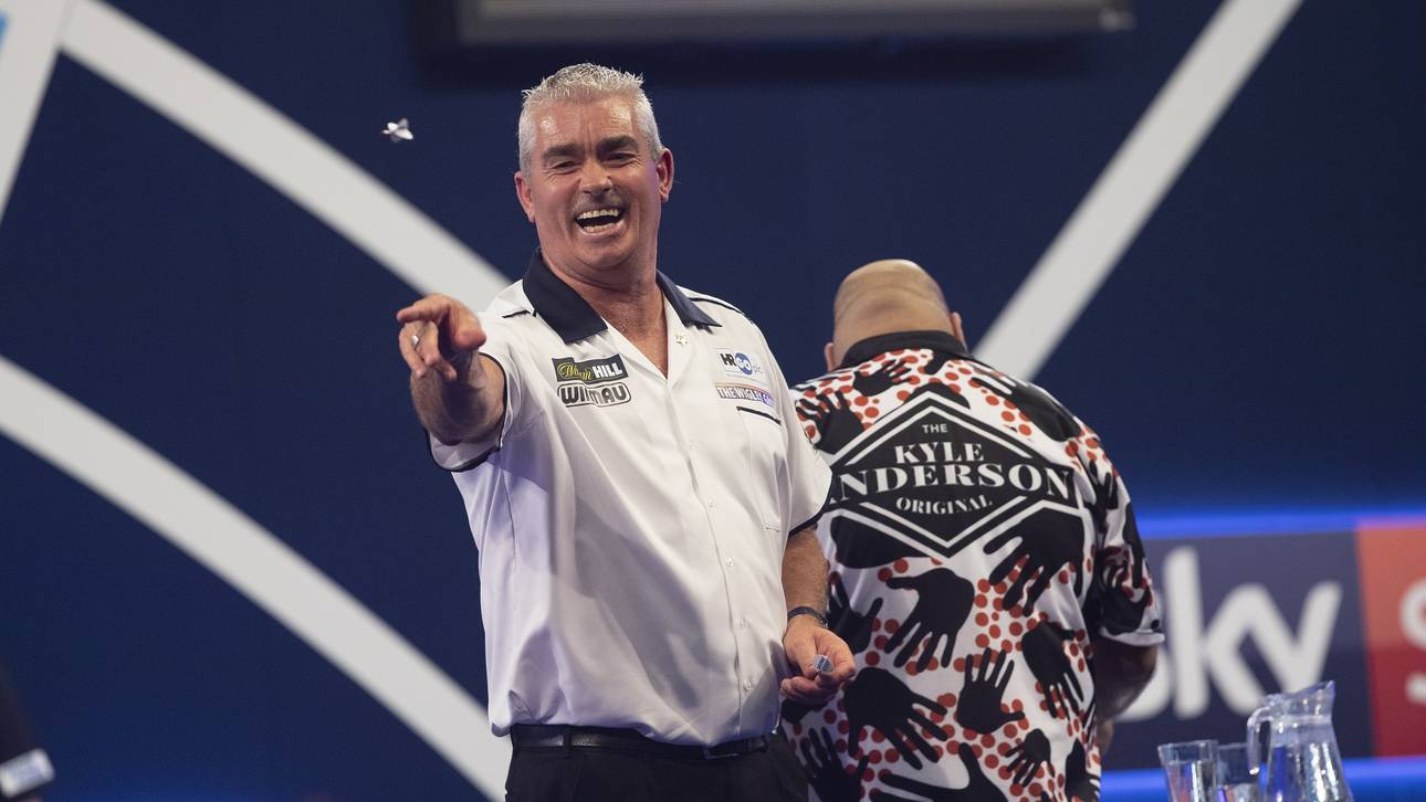 Beaton und Henderson stürmen weiter