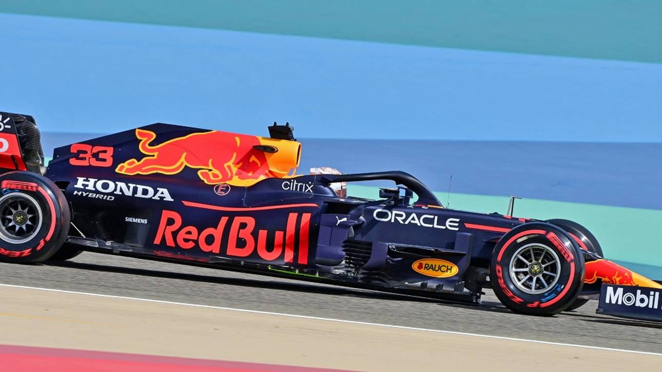 Red Bull stark, Vettel im Mittelfeld