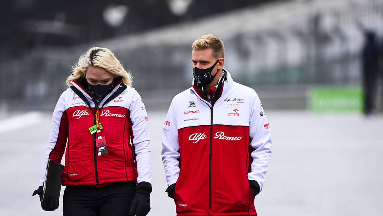 Schumacher-Management reagiert