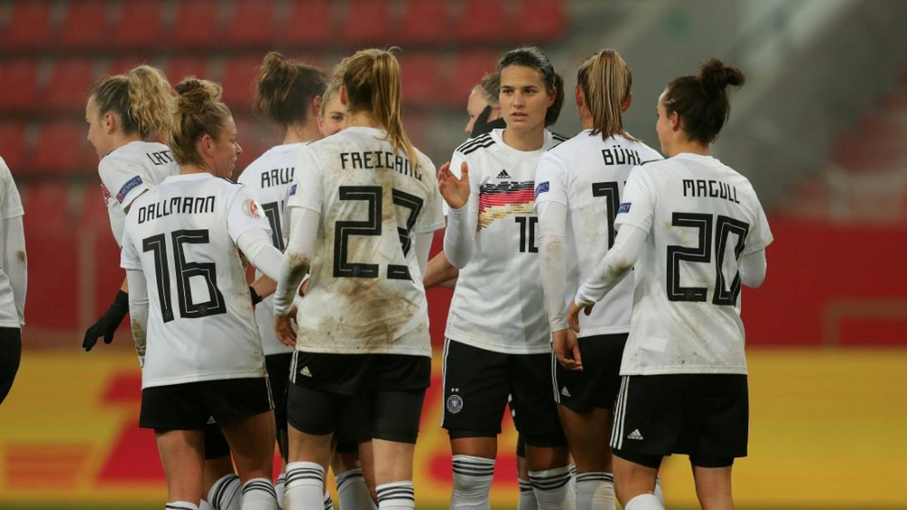 DFB-Frauen beenden Jahr in Top 3