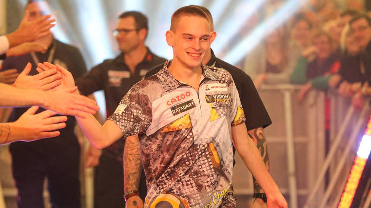 Deutscher schafft Darts-Sensation