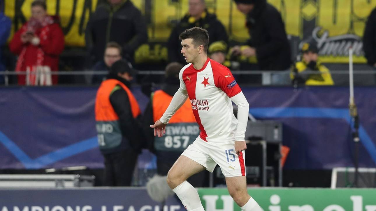 Rassismus: UEFA sperrt Prag-Profi