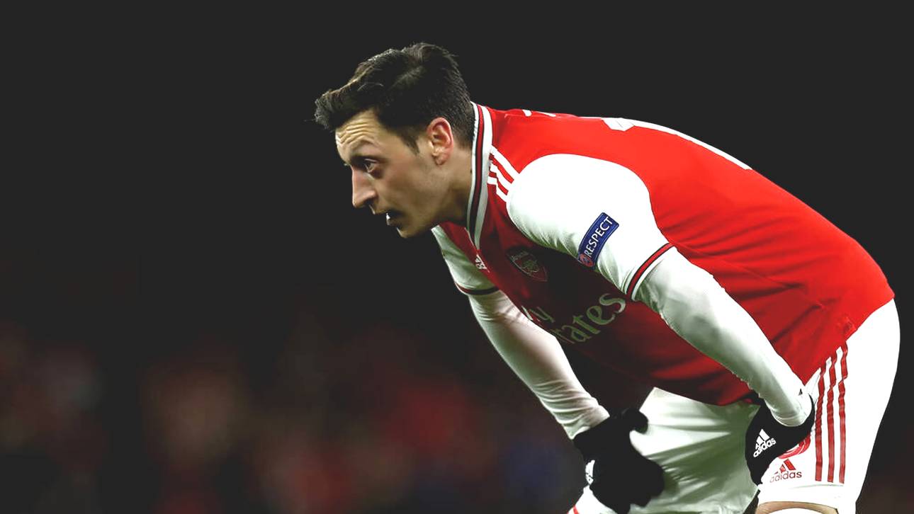 Arsenal sortiert Özil für Liga aus