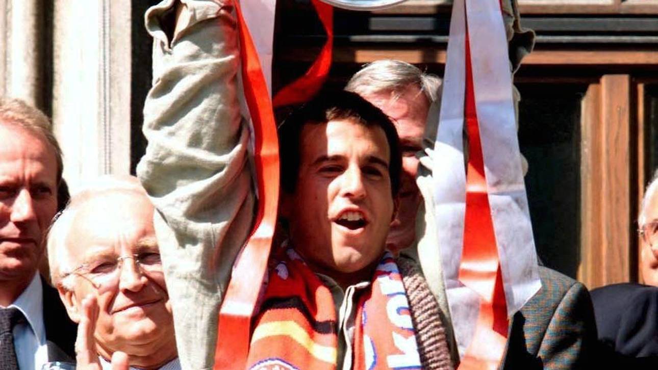 Nach der bitteren Niederlage gegen Manchester United war die Freude nach dem Erfolg umso größer bei Mehmet Scholl