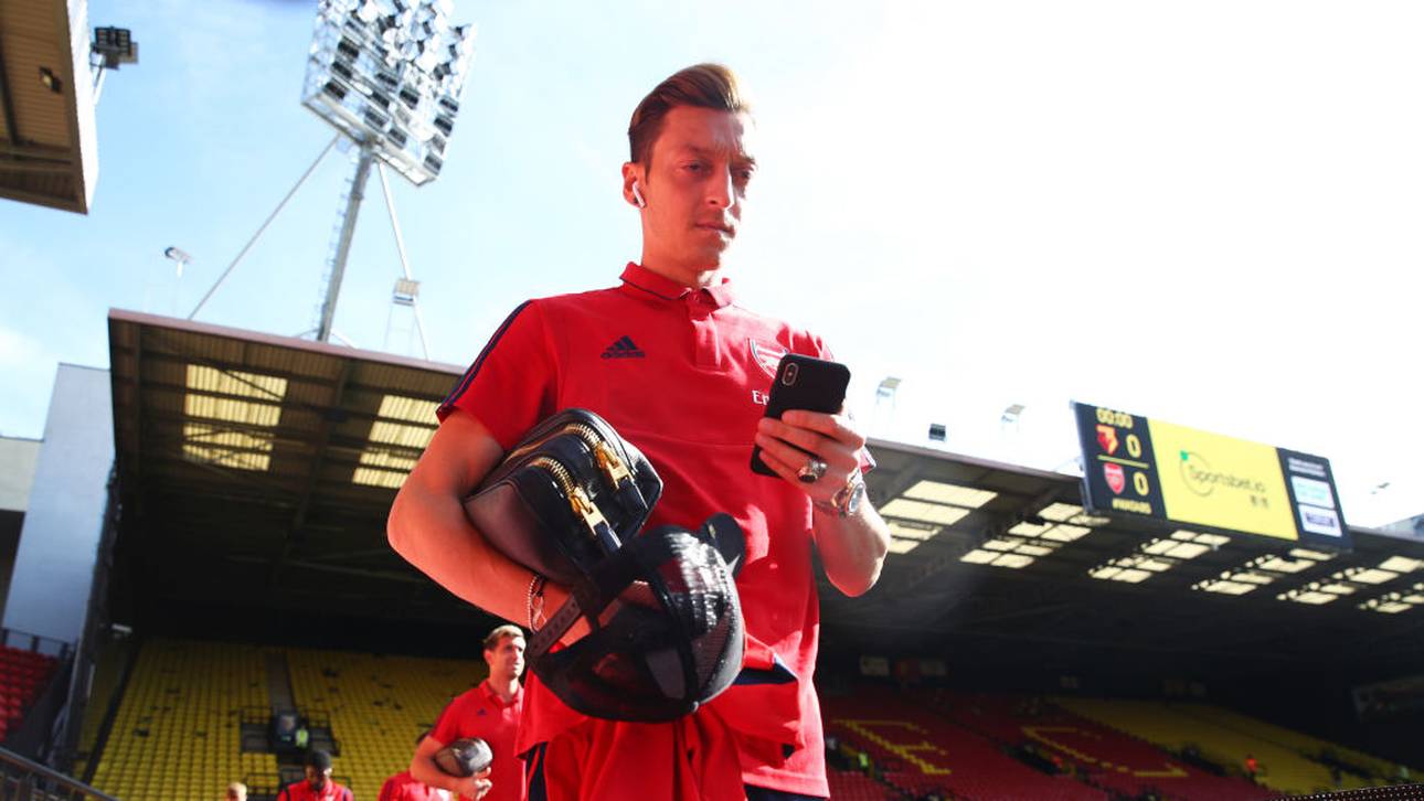 Sportchef: Darum spielt Özil nicht