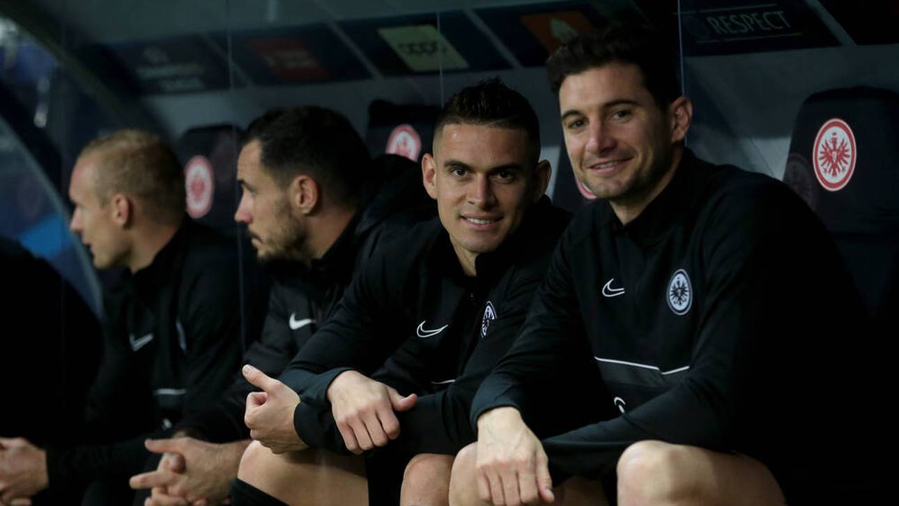 Wen zaubert Glasner aus dem Hut?