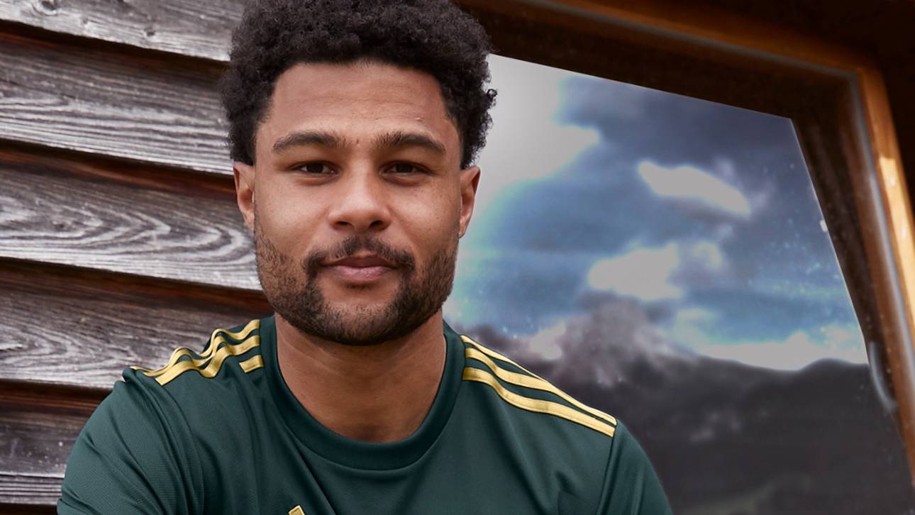 Rot? Weiß? Grün! Bayern präsentieren Trikot