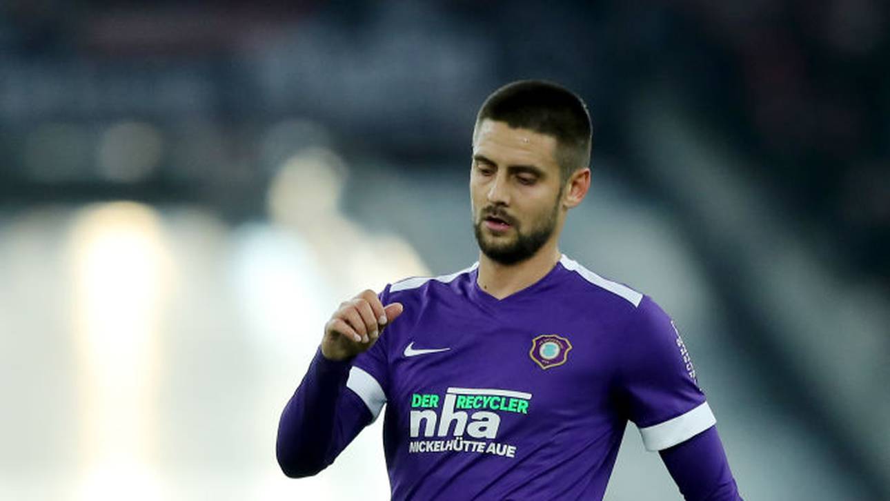 Aue verpasst Sprung auf Platz drei