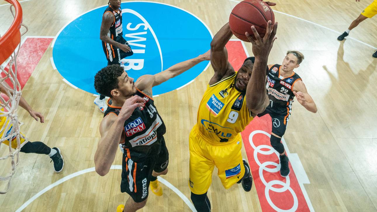 Historisches Halbfinale LIVE