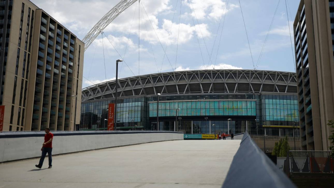 Ligapokal-Finale in Wembley vor Fans