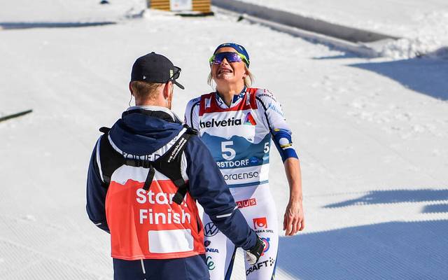 Johaug Holt Viertes Gold Mit Rekord Karlsson Schreit Trotz Bronze