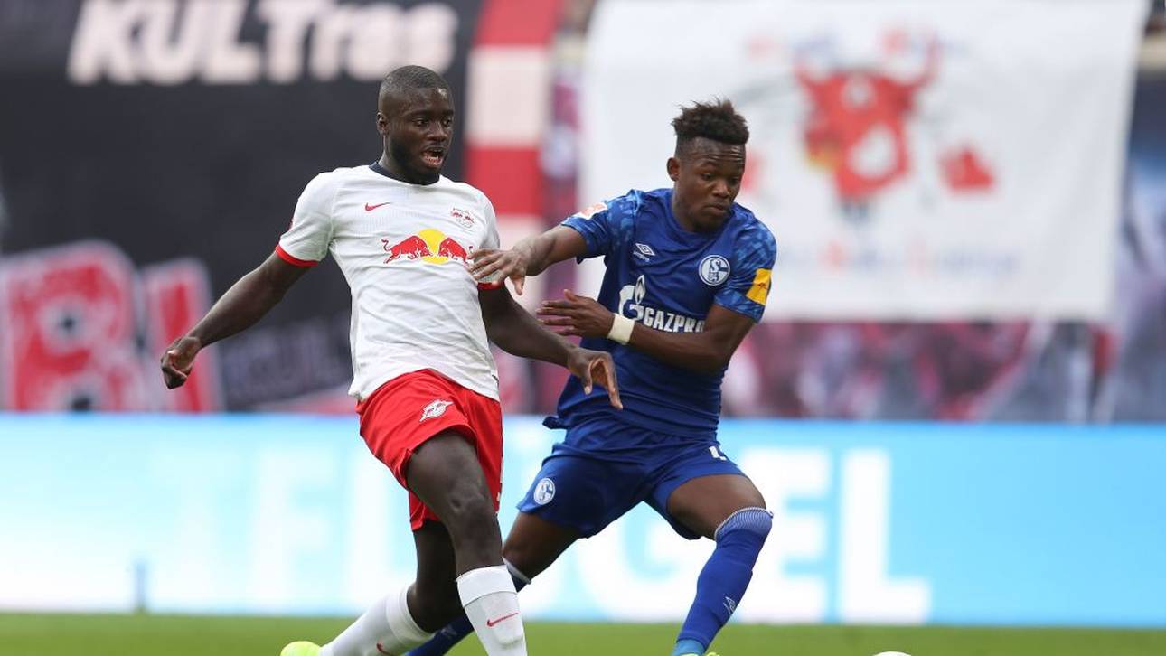 RB bei Schalke wieder mit Upamecano