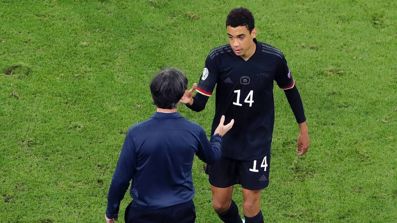 Der Aufstieg des Tribünenhockers