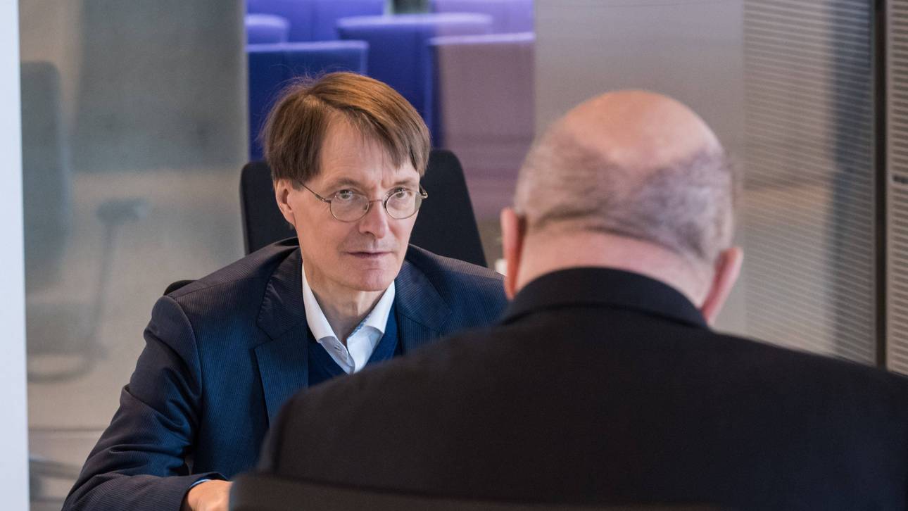 Lauterbach schießt gegen DFL