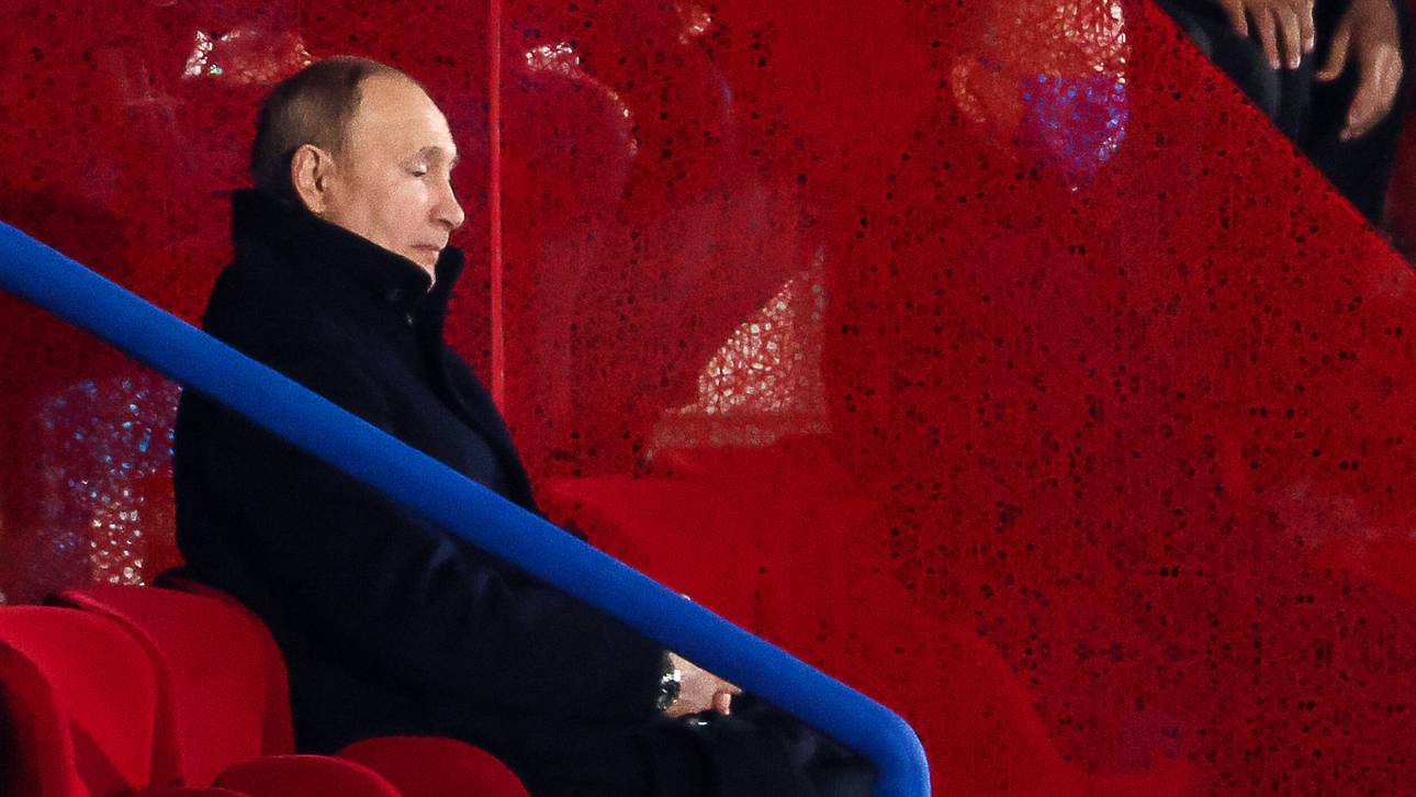 Provozierte Putin bei Eröffnung?