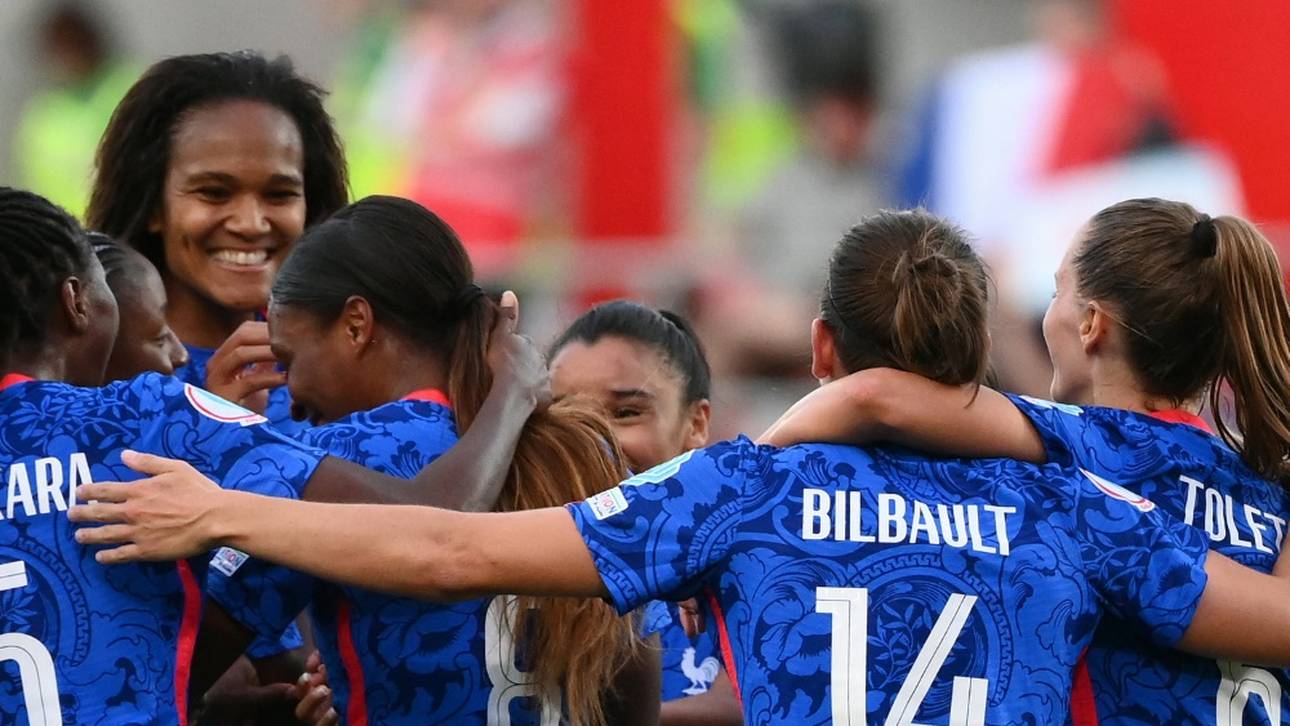 Frankreich startet mit Gala