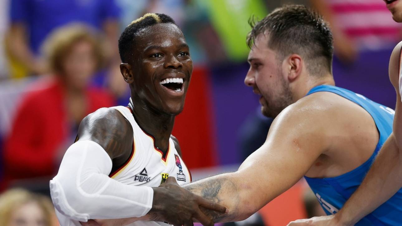 Herbert adelt Schröder