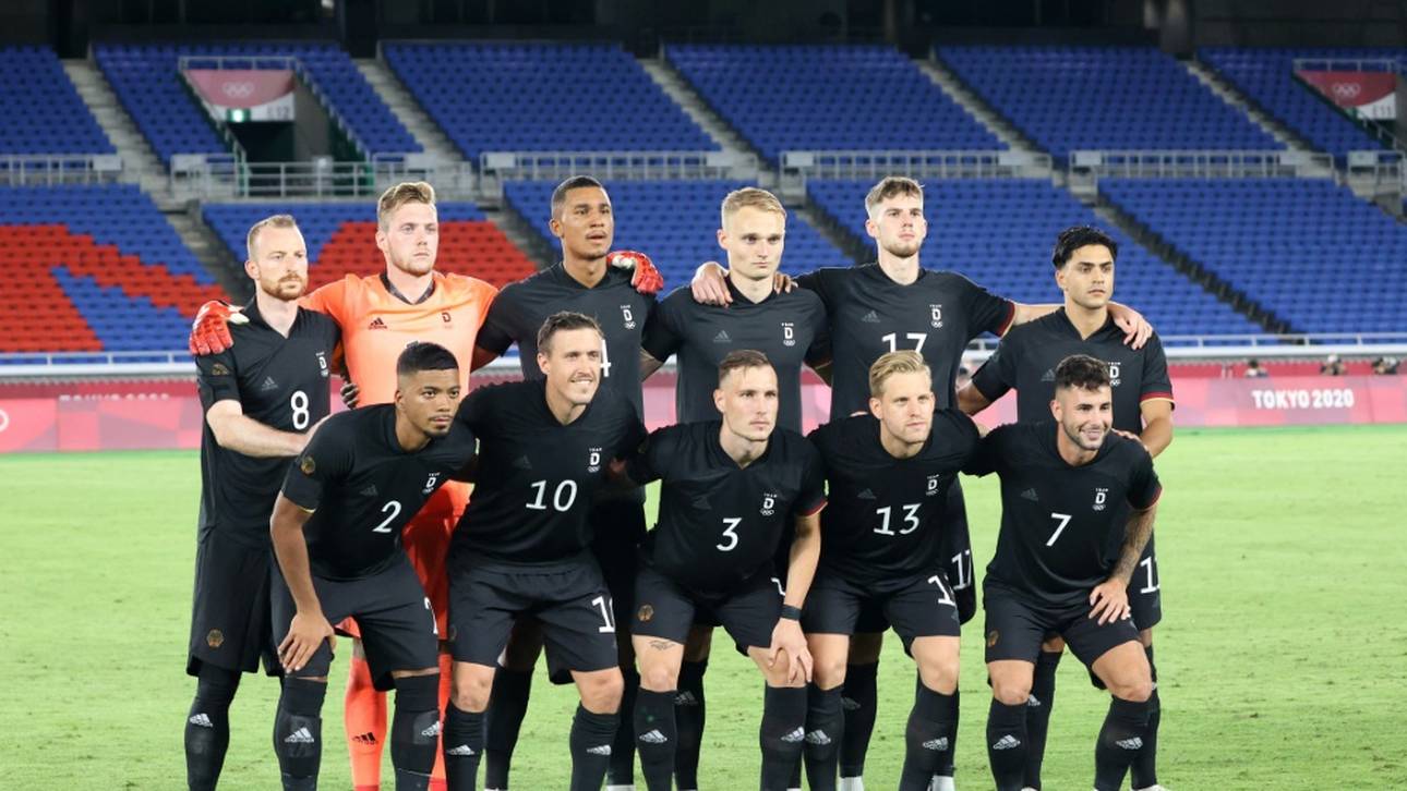 Fußballer doch bei Eröffnungsfeier