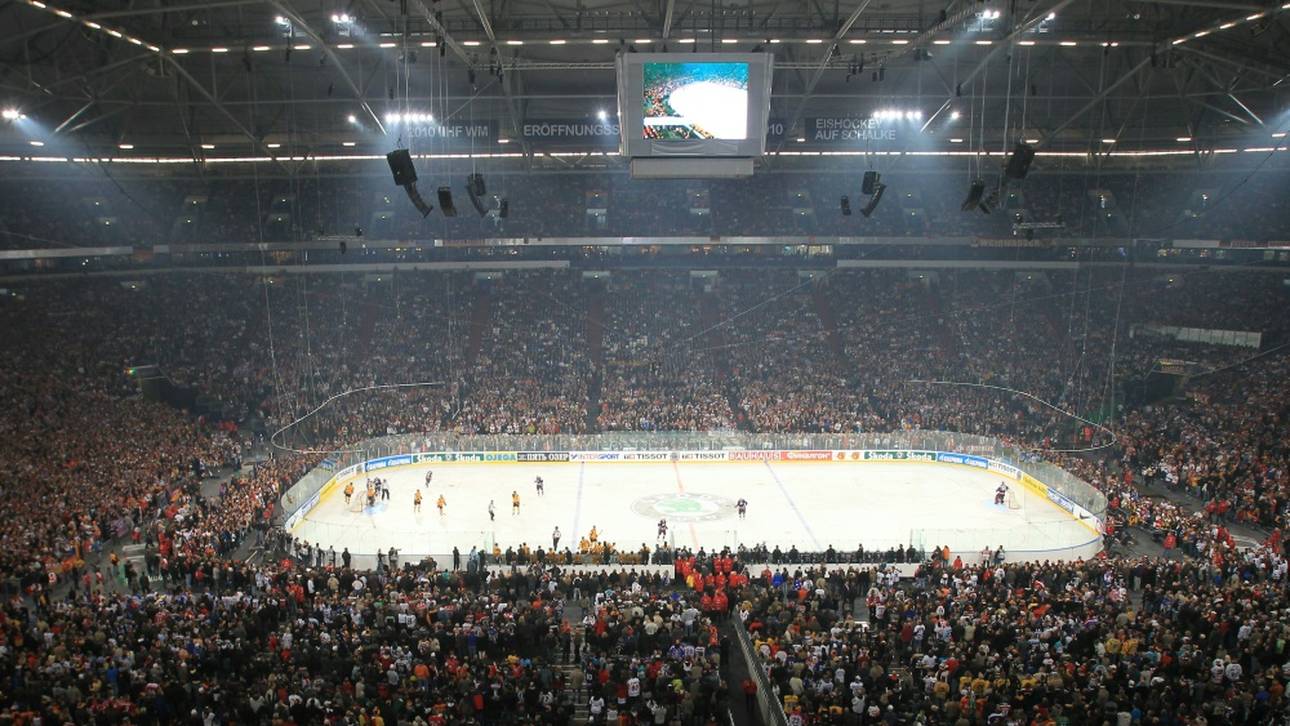 Auftakt zur Eishockey-WM im Fußballstadion?