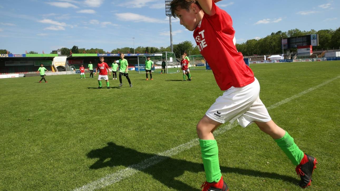 DFL Stiftung ruft mit Profiklubs zu Bewegungs-Challenge auf