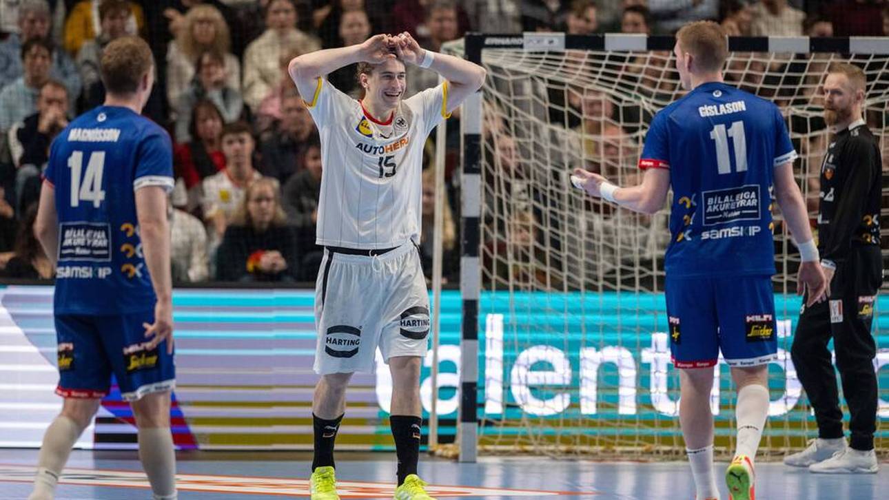 DHB-Youngster Juri Knorr (M.) regte sich über einige Entscheidungen der Schiedsrichterinnen auf