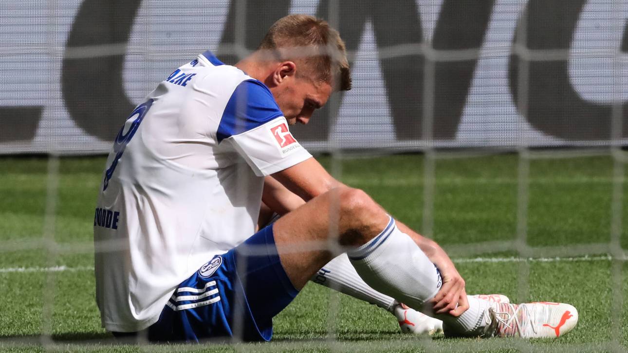 S04-Trainer stützt Fehlschützen