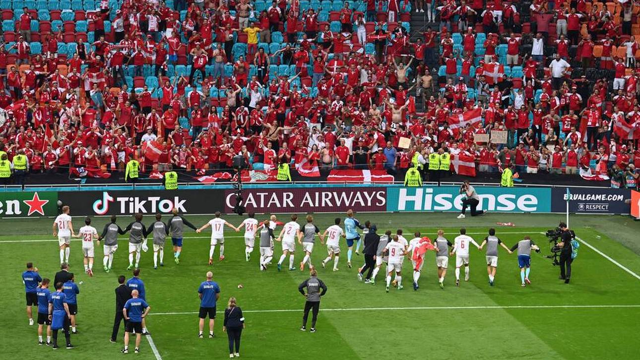 Dänen feiern wilde Achtelfinal-Party