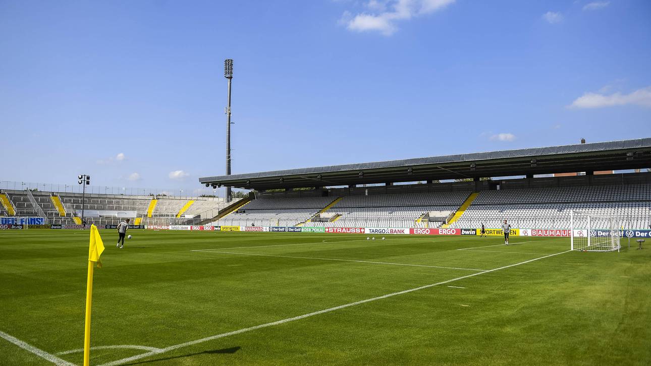 1860 beklagt sich über Geisterspiel