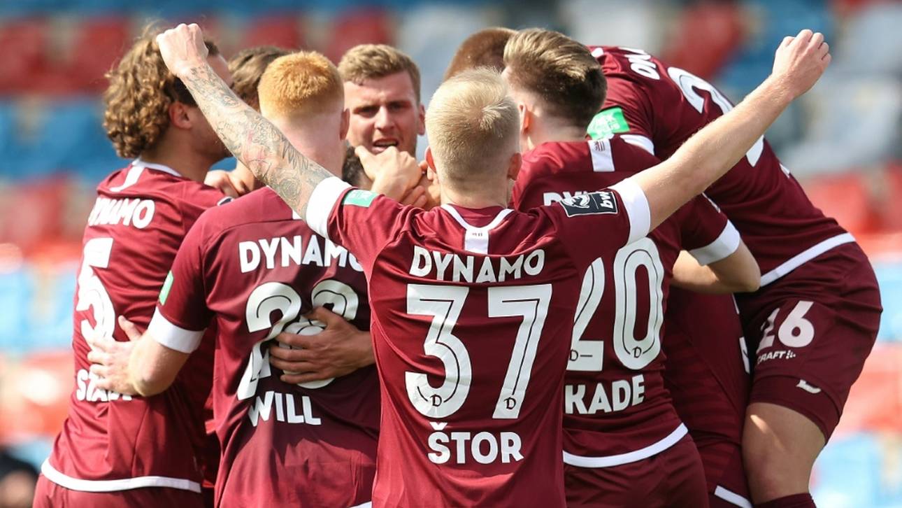 Blaue Kleidung? Dynamo reagiert