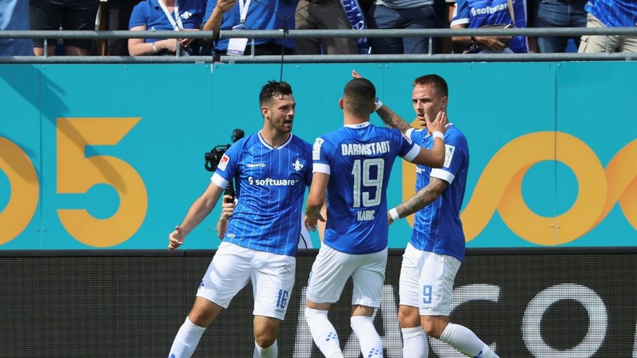 Kurioses Tor: Darmstadt rückt Richtung Spitze vor