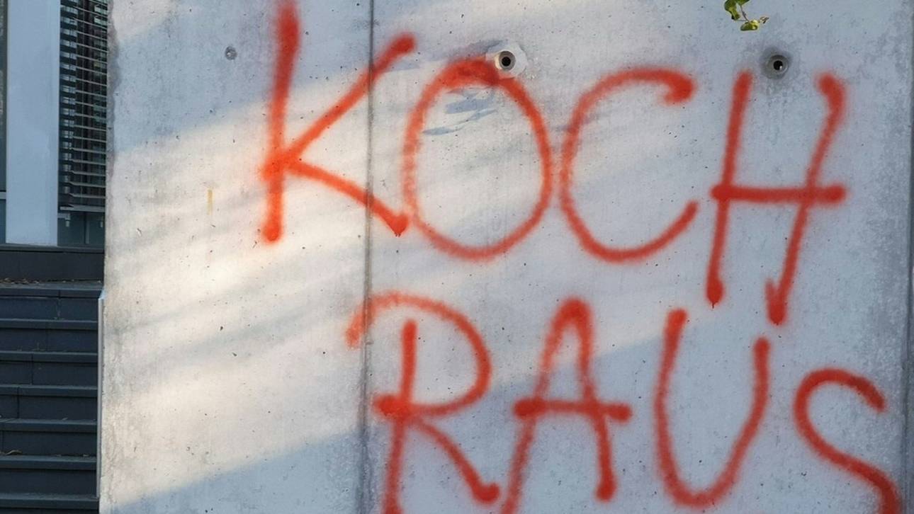 DFB-Zentrale mit Graffiti beschmiert