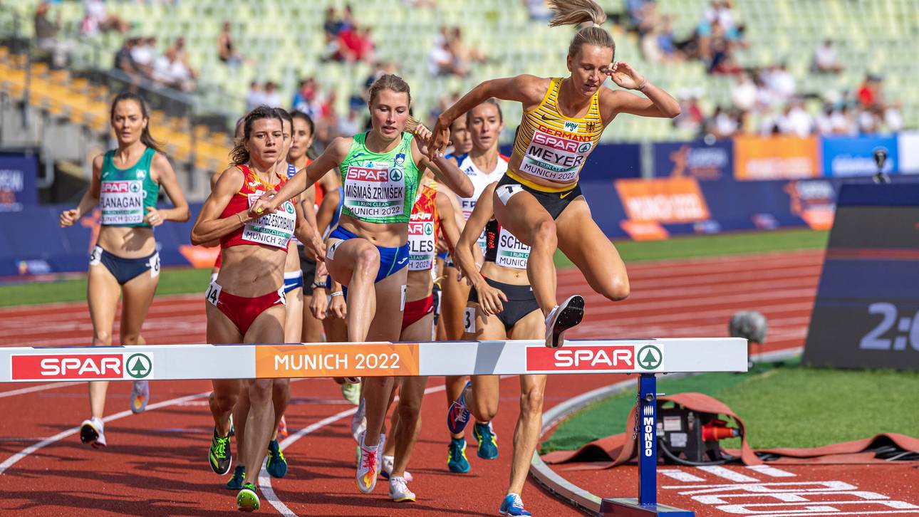Lea Meyer (r.) gewann ihren Vorlauf in München