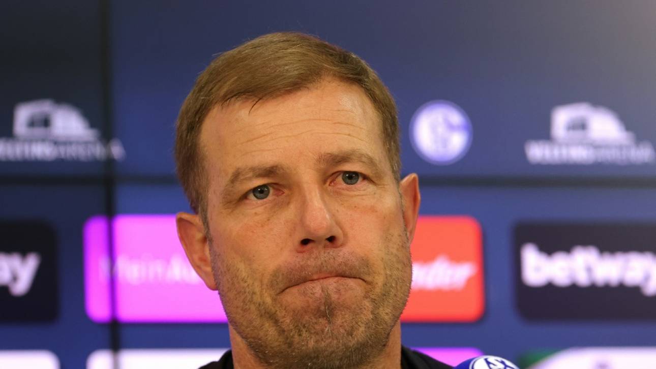 Schalke trennt sich von Trainer Kramer