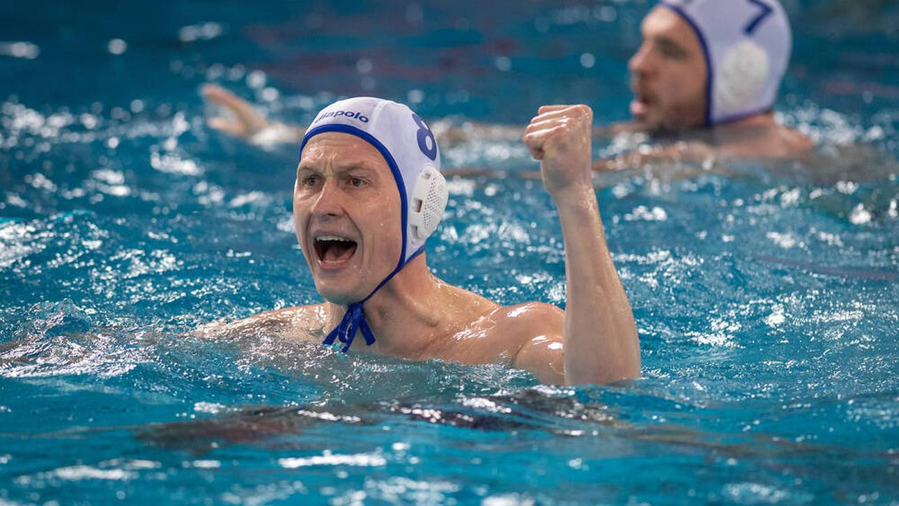 Deutsches Duell beim Wasserball