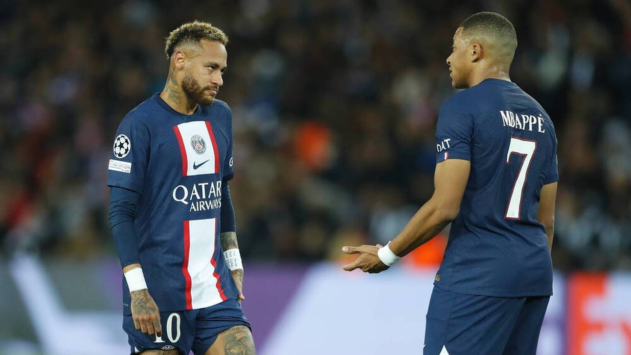 Zwischen Neymar (l.) und Kylian Mbappé kriselt es offenbar