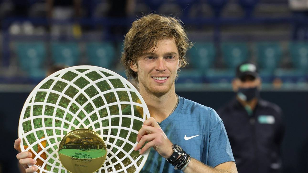 Tennis-Star nach Abu Dhabi erkrankt